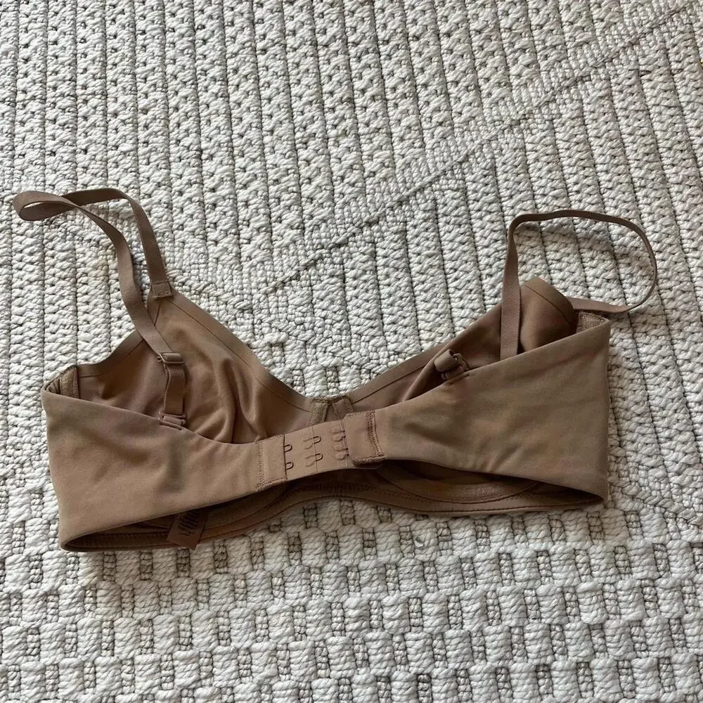 Skims Fits Everybody Unlined Demi Bra - Picture 2 of 4